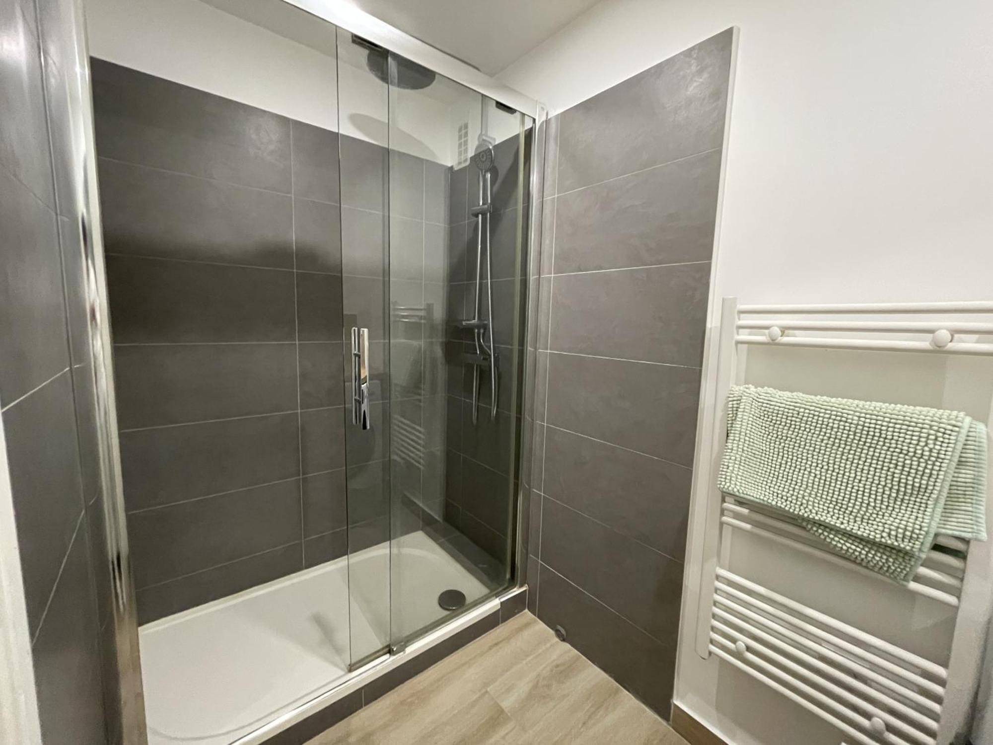 Le Scuderia - Centre - 3 Pers - Reve Au Mans Apartment เลอม็องส์ ภายนอก รูปภาพ